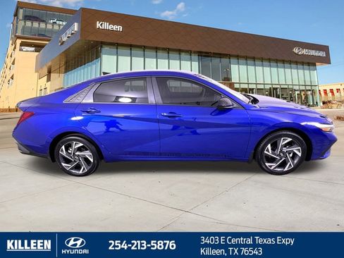 Used 2025 Hyundai Elantra Sport image 10