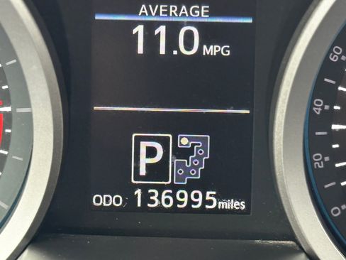 Used 2014 Toyota Land Cruiser image 10