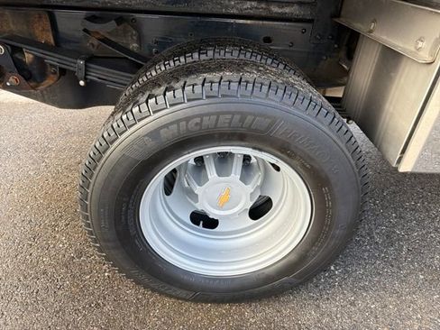 Used 2024 Chevrolet Silverado 3500 W/T w/ WT Convenience Package image 23