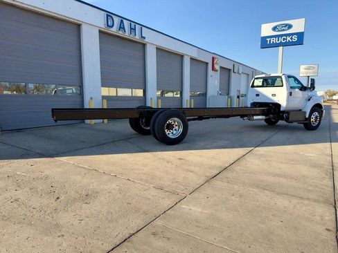 New 2026 Ford F650 2WD Regular Cab Super Duty image 8