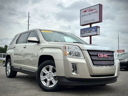 Used 2013 GMC Terrain SLE FWD image 1