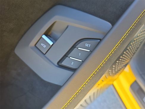 Used 2023 Lamborghini Urus Performante image 26