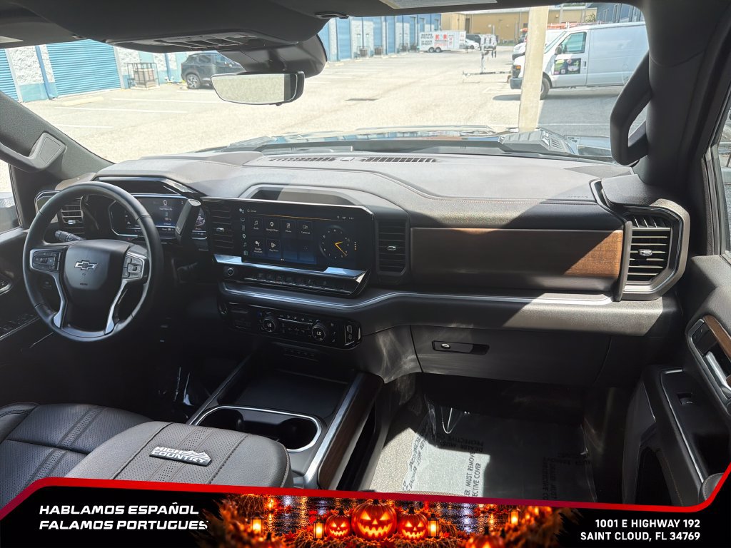 Used 2024 Chevrolet Silverado 2500 High Country w/ High Country Premium Package AWD/4WD image 29