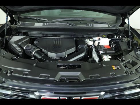 Used 2024 GMC Acadia AT4 w/ Super Cruise Package image 22