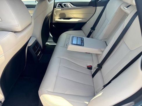 New 2026 BMW i4 eDrive40 w/ Parking Assistance Package RWD image 18