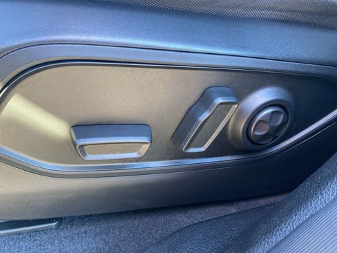 Used 2022 Jeep Grand Cherokee L Limited image 29