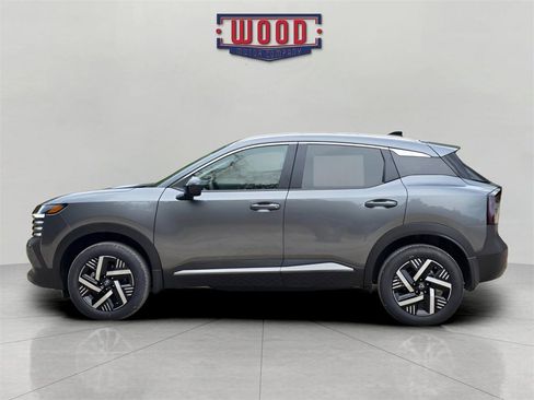 New 2026 Nissan Kicks SV image 4