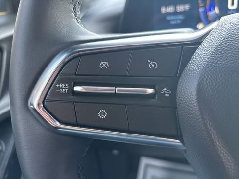 Used 2026 Chevrolet Equinox LT image 32