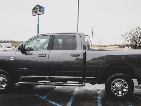 Used 2022 RAM 2500 Big Horn image 10