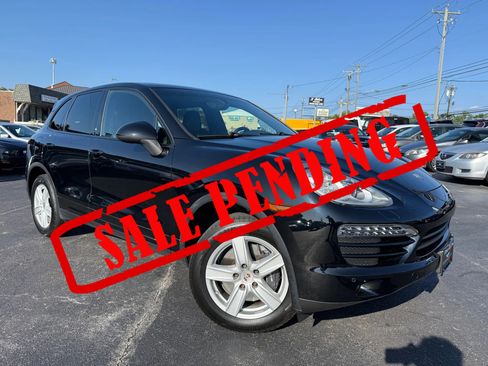 Used 2012 Porsche Cayenne Sport Utility 4D image 1