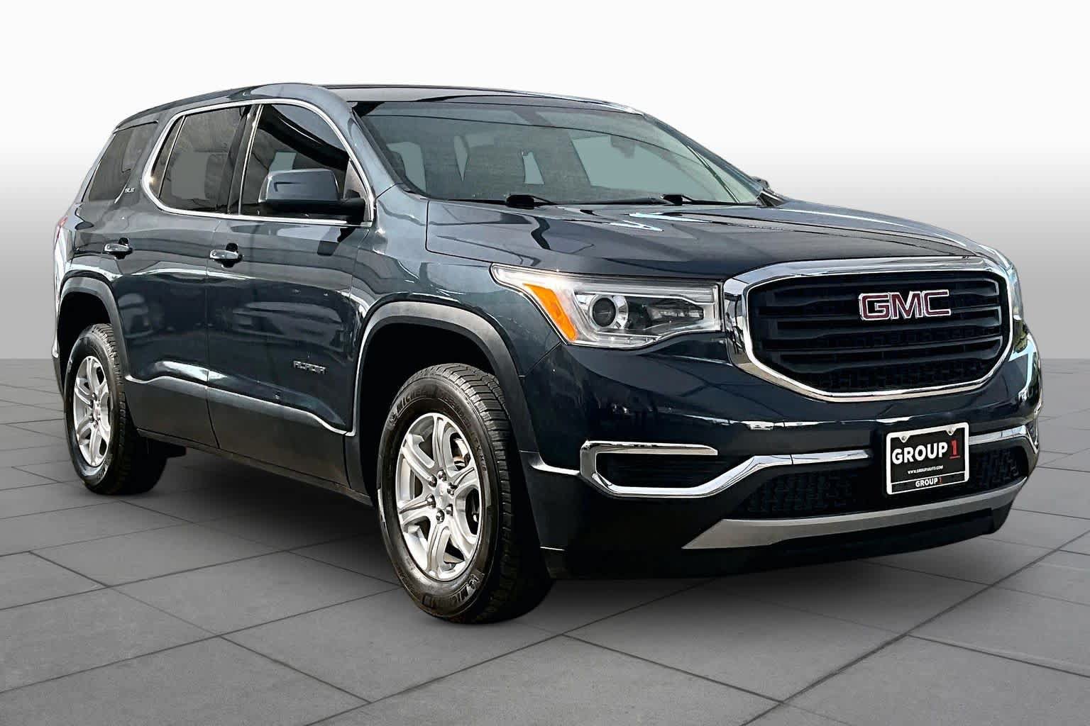 Used 2019 GMC Acadia SLE FWD image 3