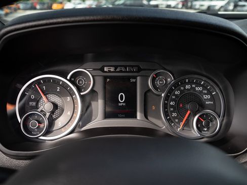 New 2026 RAM 3500 Tradesman AWD/4WD image 27