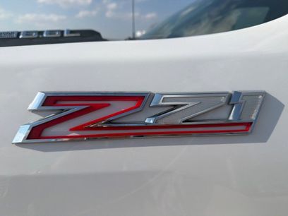 Used 2025 Chevrolet Silverado 2500 Custom w/ Custom Value Package