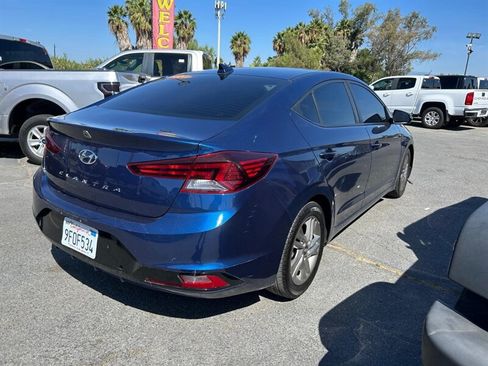 Used 2020 Hyundai Elantra SEL FWD image 12