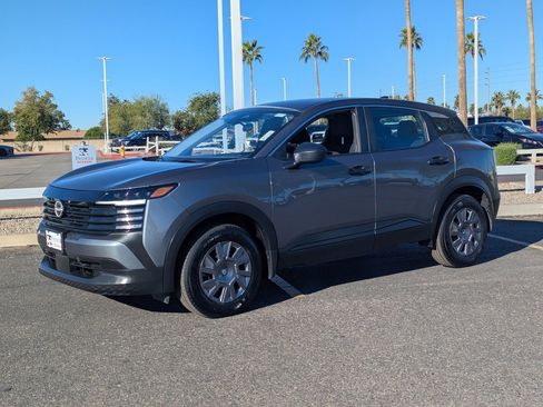 Certified 2025 Nissan Kicks S w/ Charging Package image 2