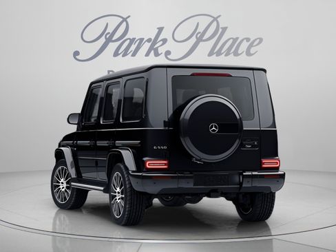 Used 2023 Mercedes-Benz G 550 image 15