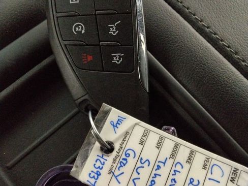 Used 2023 Chevrolet Tahoe LT w/ Luxury Package image 52