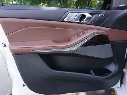 Used 2020 BMW X7 xDrive40i w/ Premium Package AWD/4WD image 36