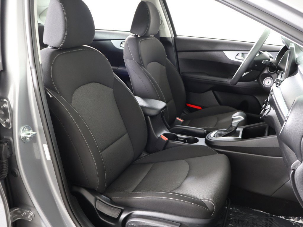 Used 2023 Kia Forte LXS FWD image 29