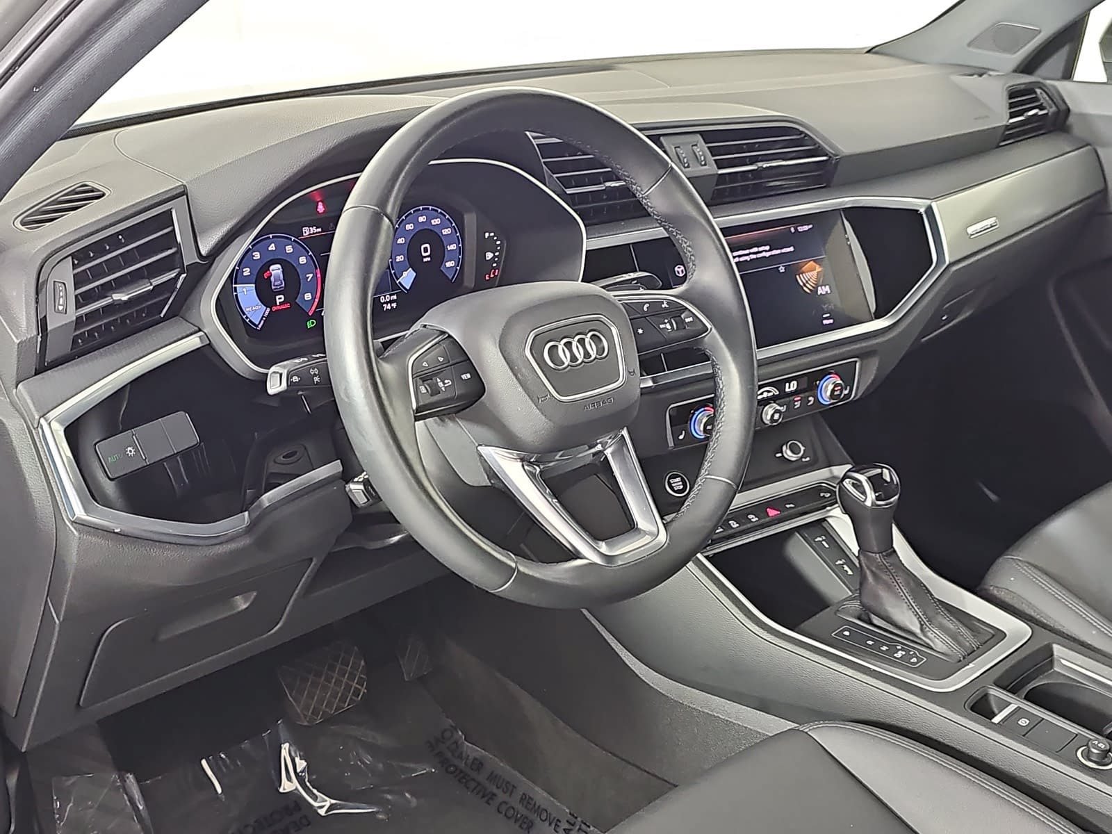 Used 2021 Audi Q3 2.0T Premium w/ Convenience Package AWD/4WD image 16