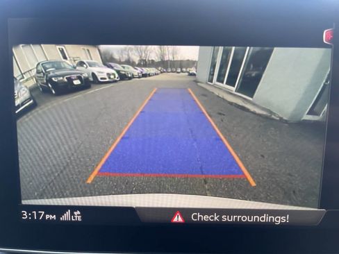 Used 2019 Audi Q5 2.0T Premium Plus w/ Premium Plus Package image 17