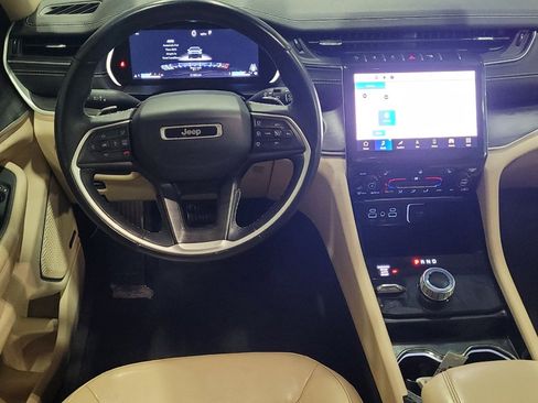 Used 2022 Jeep Grand Cherokee L Limited image 22