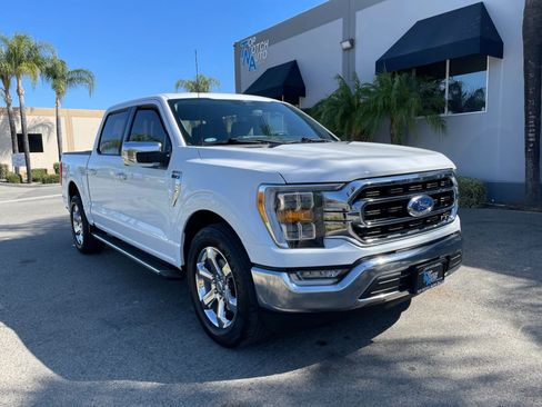 Used 2022 Ford F150 XLT w/ Equipment Group 302A High RWD image 3