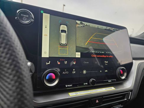 New 2026 Lexus TX 500h AWD image 30