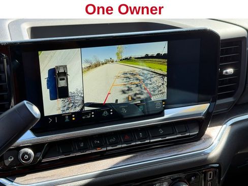 Used 2024 Chevrolet Silverado 2500 LTZ w/ LTZ Plus Package image 7