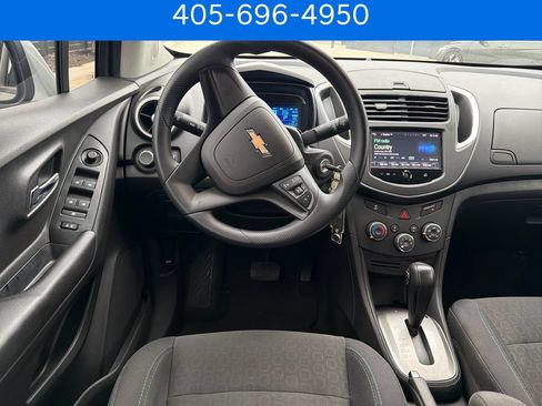 Used 2016 Chevrolet Trax LS FWD image 15