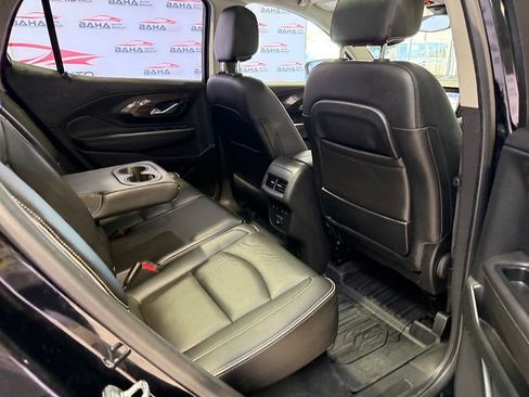 Used 2020 GMC Terrain Denali w/ GMC Pro Grade Package AWD/4WD image 39