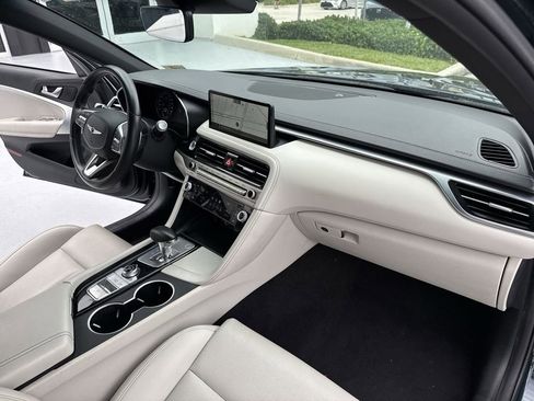 Used 2024 Genesis G70 2.5T AWD/4WD image 32
