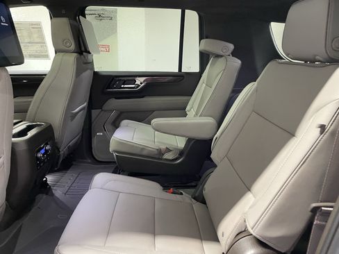 New 2026 GMC Yukon XL Elevation w/ Elevation Premium Package image 13