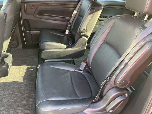 Used 2023 Honda Odyssey EX-L image 21