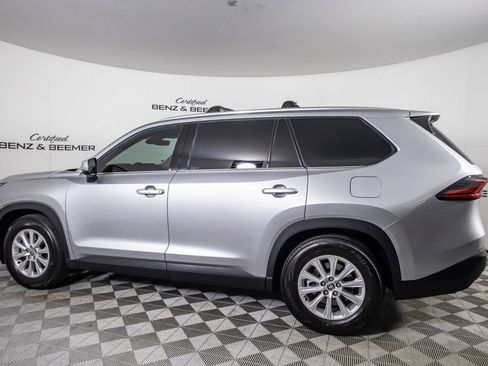 Used 2025 Toyota Grand Highlander FWD image 13