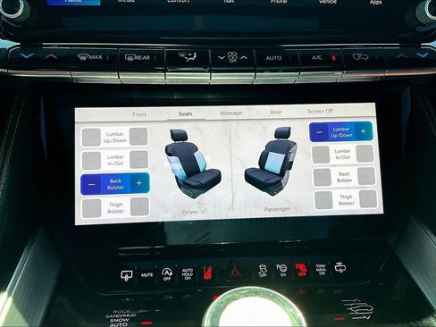 Used 2023 Jeep Grand Wagoneer L Series III image 33