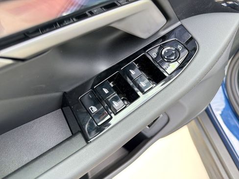 New 2026 BMW i5 eDrive40 image 19