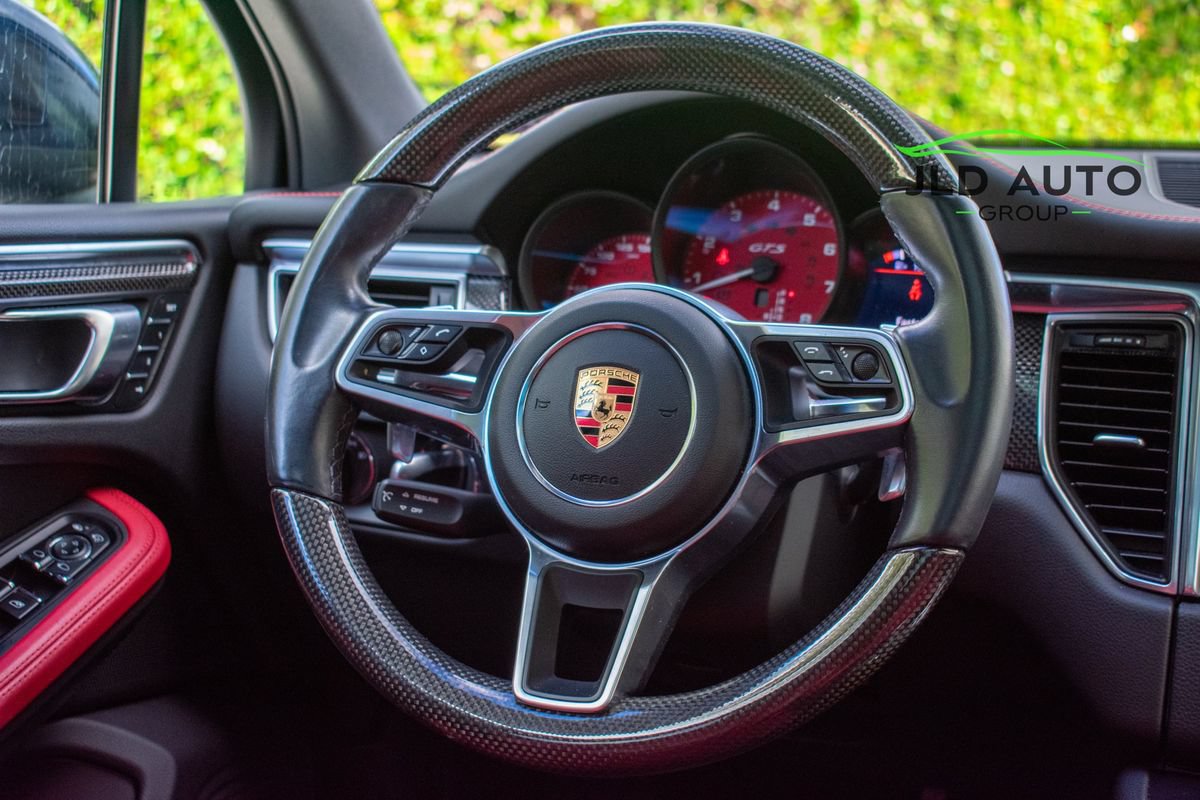 Used 2018 Porsche Macan GTS w/ Premium Package Plus AWD/4WD image 27