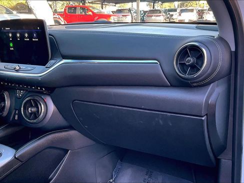 Used 2024 Chevrolet Blazer LT image 19