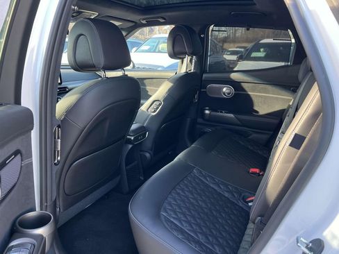 New 2024 Genesis GV60 Performance image 9