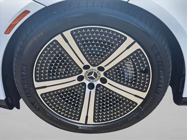 Used 2022 Mercedes-Benz EQS 450+ Sedan image 25