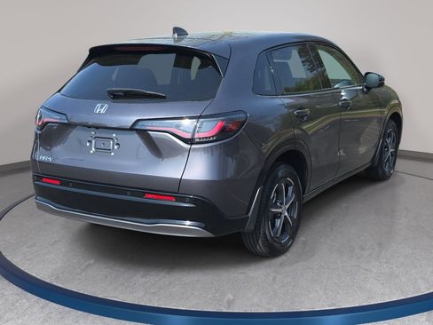 Used 2023 Honda HR-V EX-L image 5