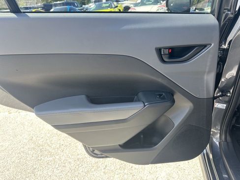 Used 2024 Subaru Crosstrek 2.0i Premium w/ Crosstrek Mirror Package image 24