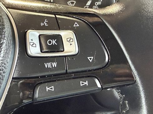 Used 2019 Volkswagen Tiguan SE AWD/4WD image 24
