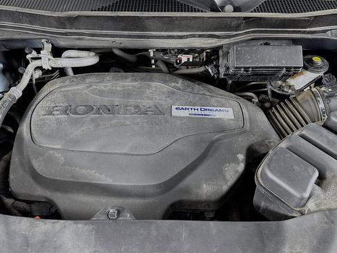 Used 2016 Honda Pilot Touring image 33