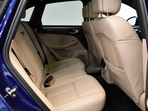 Certified 2026 Porsche Macan Turbo AWD/4WD image 52