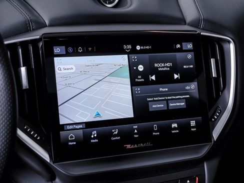 Used 2024 Maserati Ghibli Trofeo image 25