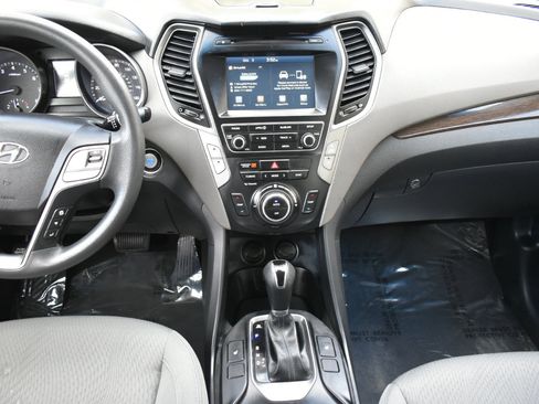 Used 2018 Hyundai Santa Fe Sport w/ 2.4L Value Package 02 image 19