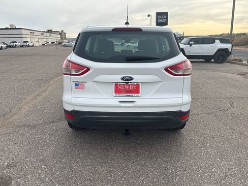 Used 2015 Ford Escape S image 6