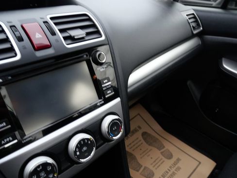 Used 2015 Subaru Impreza 2.0i Premium image 10